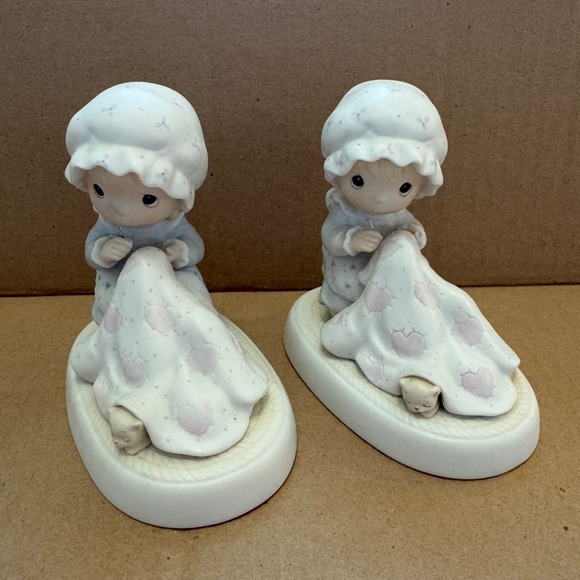 Precious‎ Moments Love Covers All Figurine Set of 2 - Picture 1 of 8